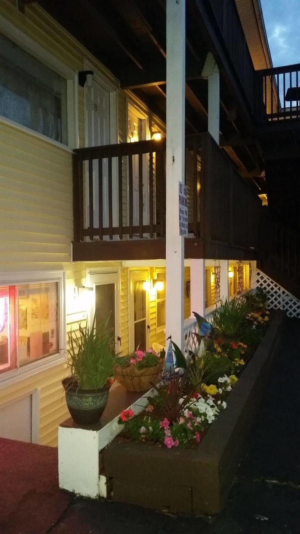 Breakers By The Sea Motel แฮมป์ตัน ภายนอก รูปภาพ