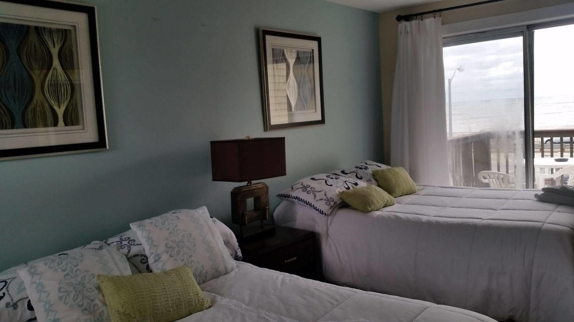 Breakers By The Sea Motel แฮมป์ตัน ภายนอก รูปภาพ